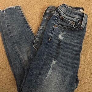Levi high rise super skinny  5t